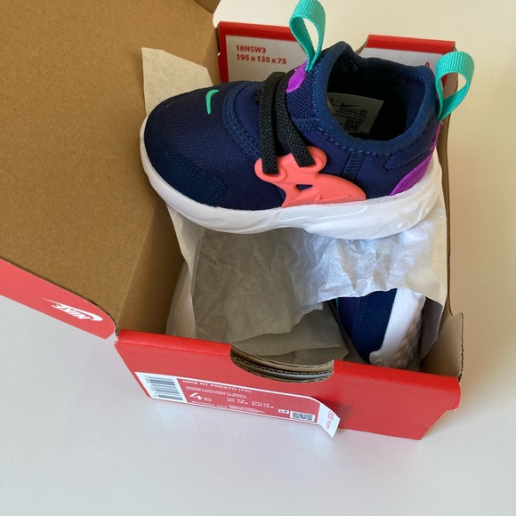 Nike React Presto (TD) Size 4c. - Picture 3 of 3
